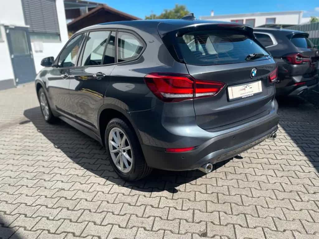 BMW X1 sDrive 18 d|Navi|LED|Sitzheizung|PDC| 01/2020-photo-2