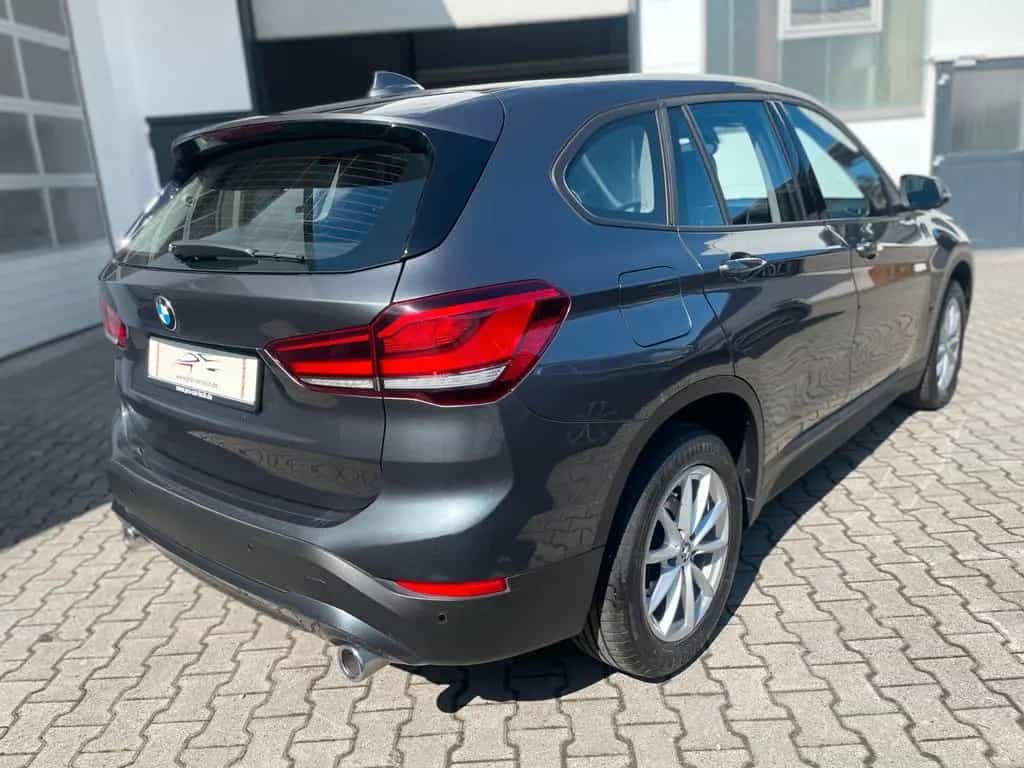 BMW X1 sDrive 18 d|Navi|LED|Sitzheizung|PDC| 01/2020-photo-3