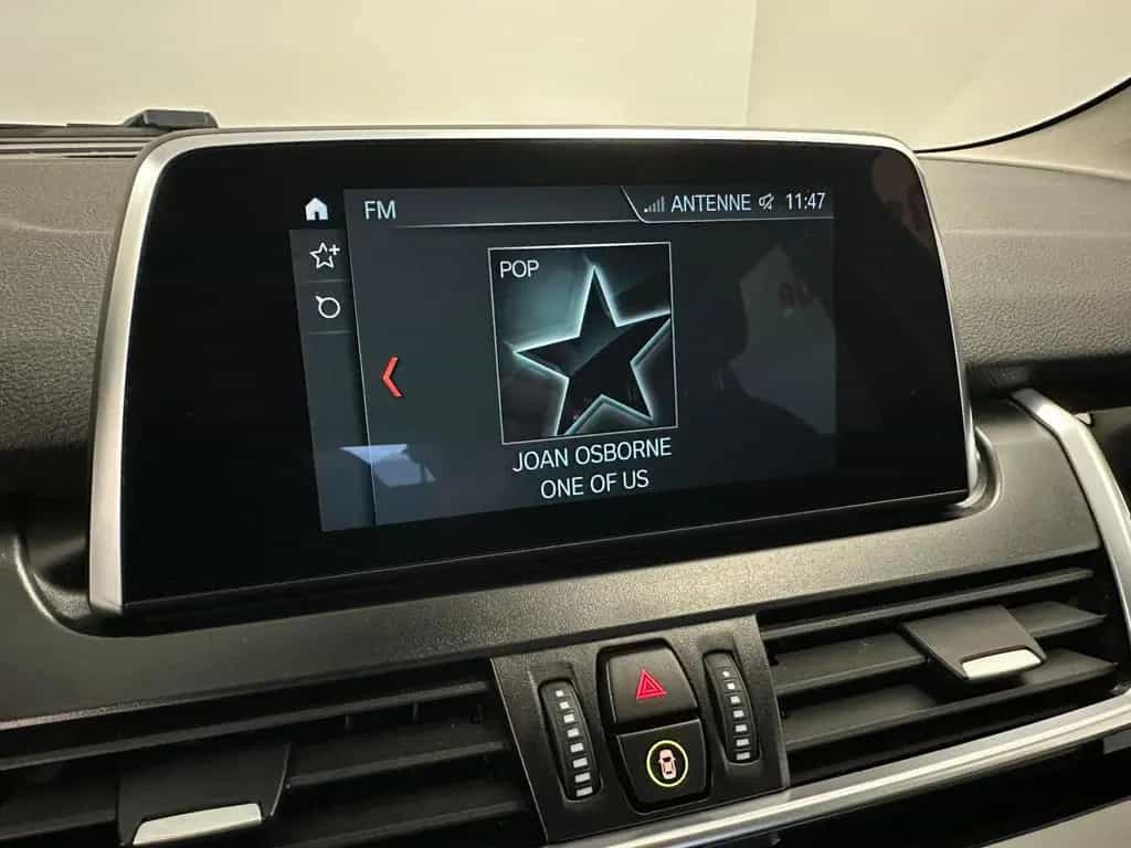 BMW 218 i Active Tourer Autm Navi Sound Kamera Sound 10/2019-photo-11