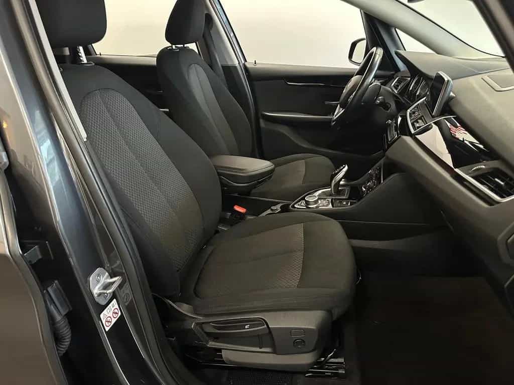 BMW 218 i Active Tourer Autm Navi Sound Kamera Sound 10/2019-photo-16