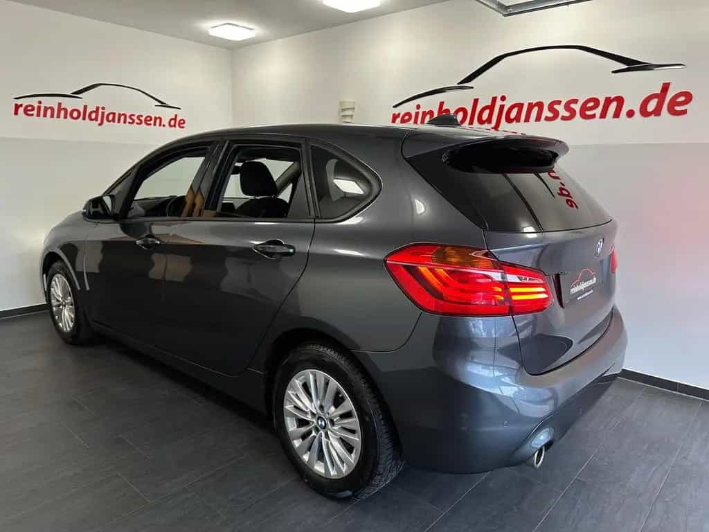 BMW 218 i Active Tourer Autm Navi Sound Kamera Sound 10/2019-photo-21