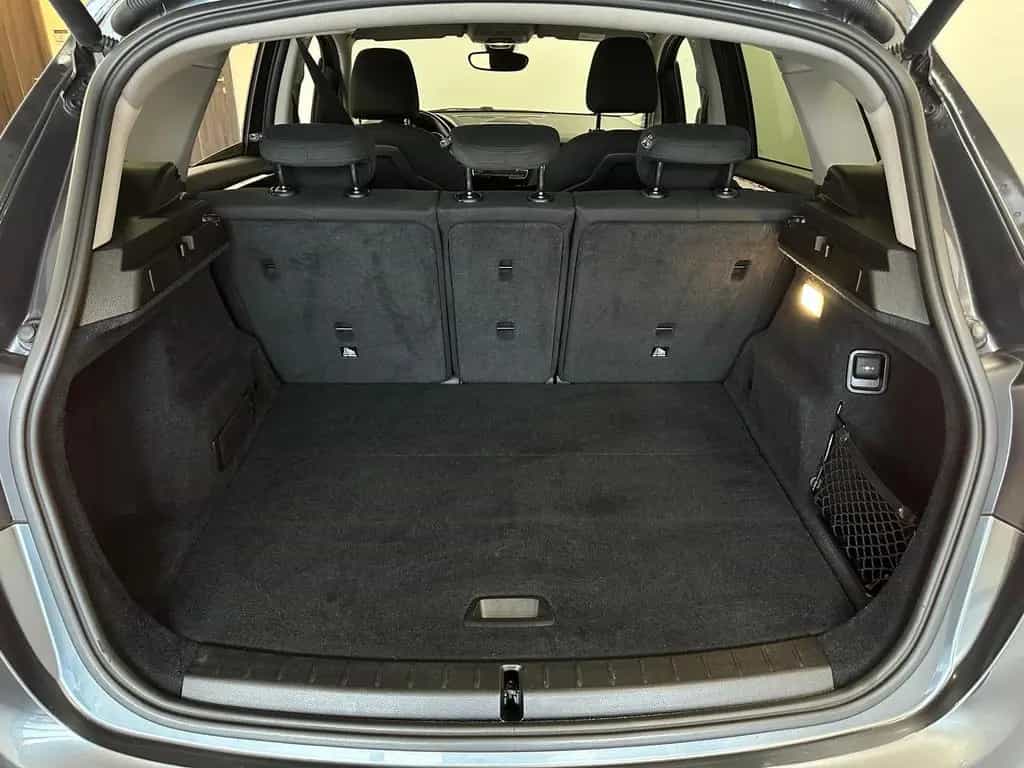 BMW 218 i Active Tourer Autm Navi Sound Kamera Sound 10/2019-photo-22