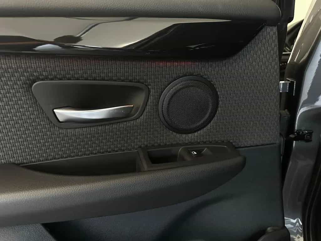BMW 218 i Active Tourer Autm Navi Sound Kamera Sound 10/2019-photo-4
