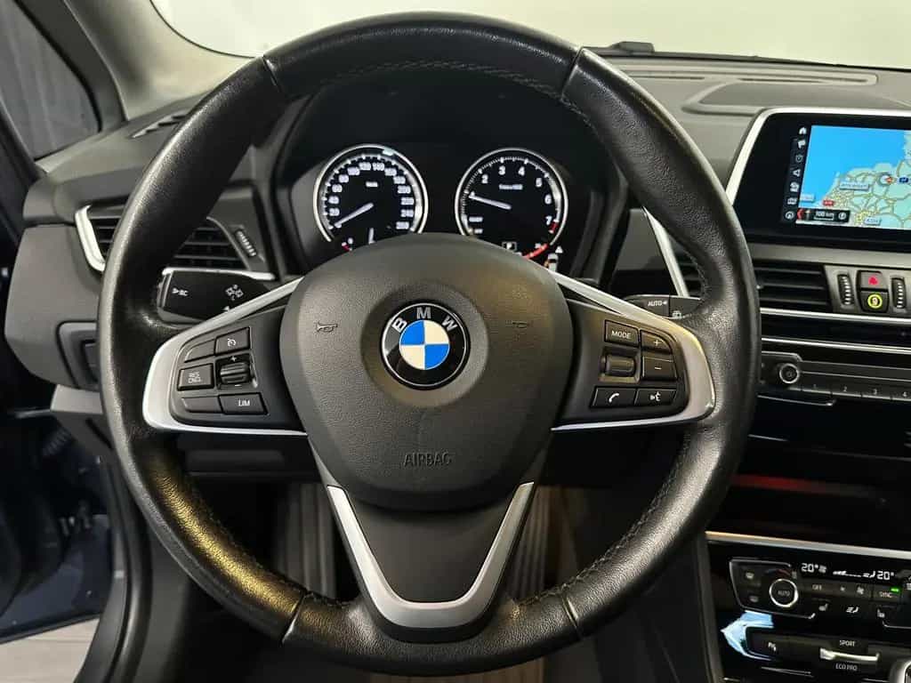 BMW 218 i Active Tourer Autm Navi Sound Kamera Sound 10/2019-photo-6