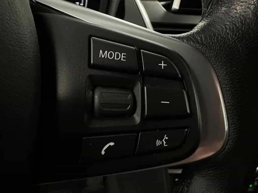 BMW 218 i Active Tourer Autm Navi Sound Kamera Sound 10/2019-photo-8