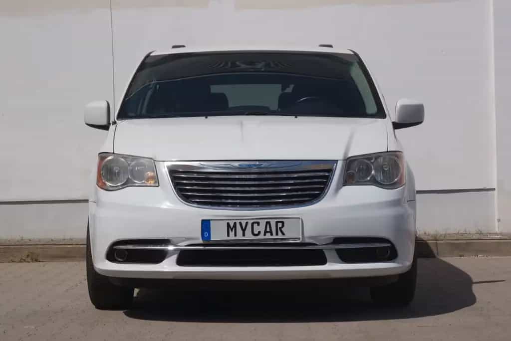 Chrysler Voyager Town & Country*Leder*Klima*Kamera*6-Sitzer*LPG* 07/2016-photo-1