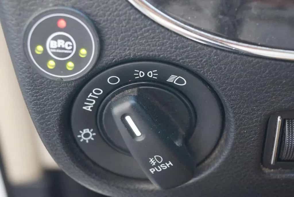 Chrysler Voyager Town & Country*Leder*Klima*Kamera*6-Sitzer*LPG* 07/2016-photo-26