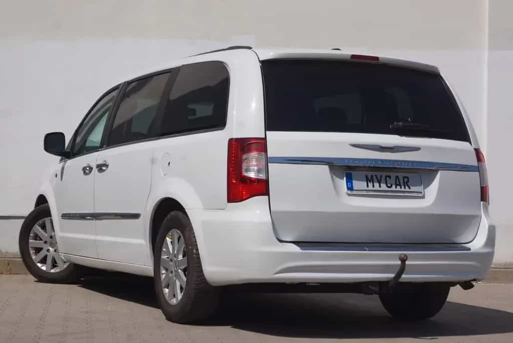 Chrysler Voyager Town & Country*Leder*Klima*Kamera*6-Sitzer*LPG* 07/2016-photo-3