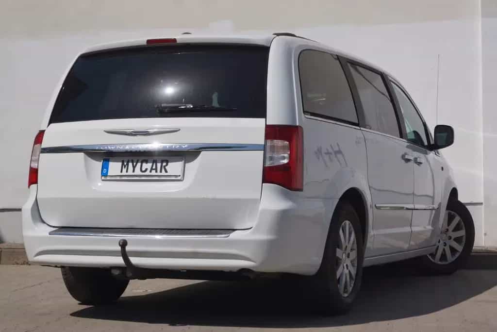Chrysler Voyager Town & Country*Leder*Klima*Kamera*6-Sitzer*LPG* 07/2016-photo-5