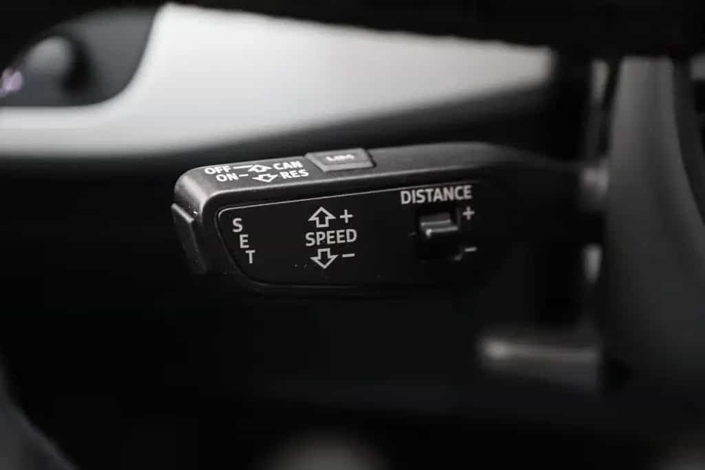Audi A4 Avant 35 TDI Navi,LED,ACC,SH,PDC 11/2019-photo-18