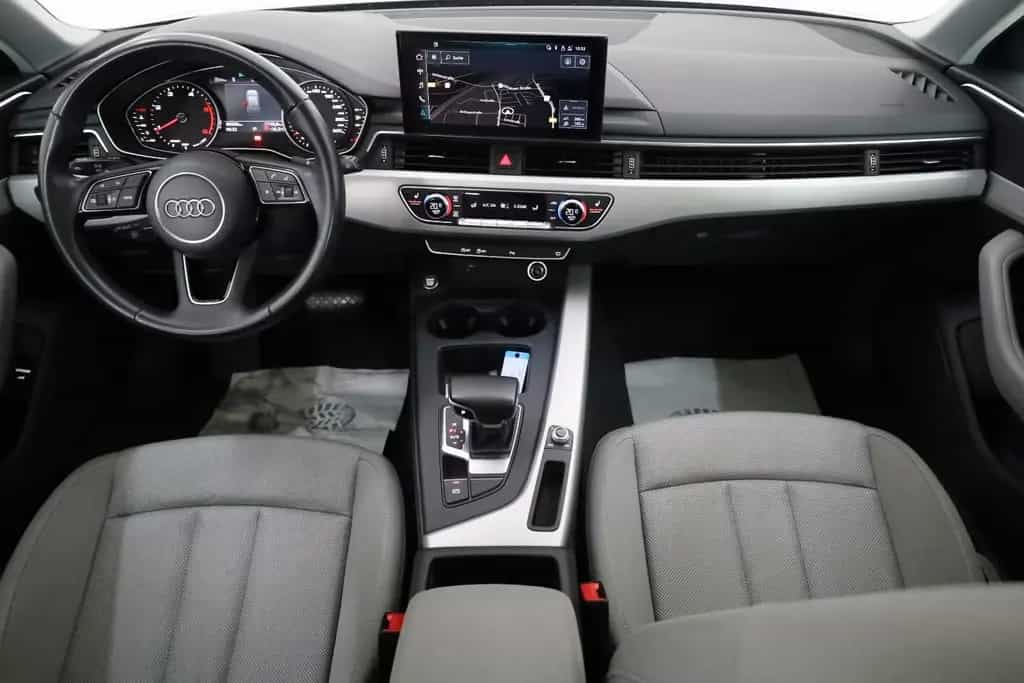 Audi A4 Avant 35 TDI Navi,LED,ACC,SH,PDC 11/2019-photo-3