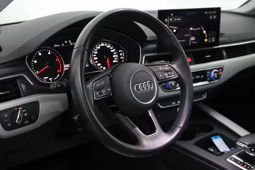Audi A4 Avant 35 TDI Navi,LED,ACC,SH,PDC 11/2019-photo-9