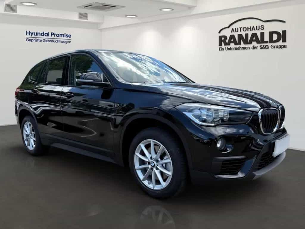 BMW X1 sDrive 20 i Advantage++AUTOMATIK!++WENIG KM!+ 06/2019-photo-1