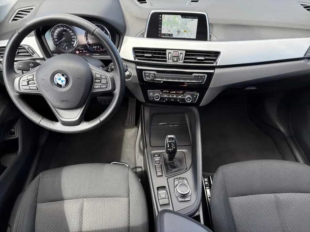BMW X1 sDrive 20 i Advantage++AUTOMATIK!++WENIG KM!+ 06/2019-photo-10
