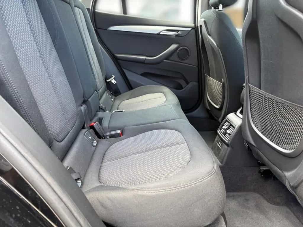 BMW X1 sDrive 20 i Advantage++AUTOMATIK!++WENIG KM!+ 06/2019-photo-12