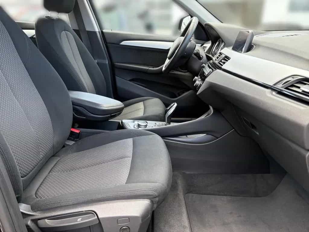 BMW X1 sDrive 20 i Advantage++AUTOMATIK!++WENIG KM!+ 06/2019-photo-13