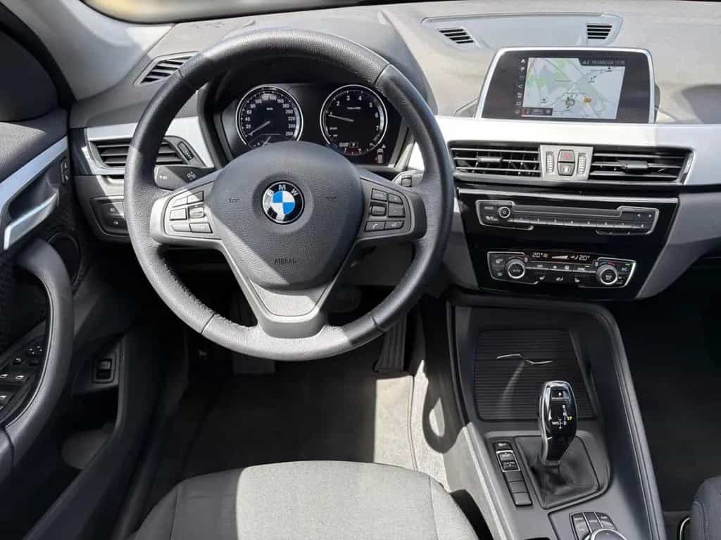 BMW X1 sDrive 20 i Advantage++AUTOMATIK!++WENIG KM!+ 06/2019-photo-9