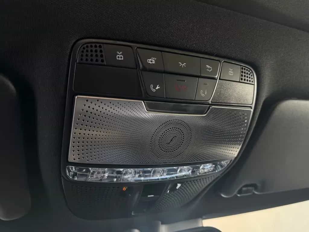 Mercedes-Benz C 300 Kombi AMG LINE*BLACK STYLE*PANO*BURMESTER* 10/2017-photo-29