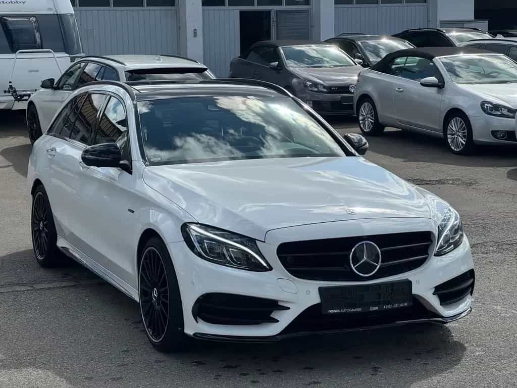 Mercedes-Benz C 300 Kombi AMG LINE*BLACK STYLE*PANO*BURMESTER* 10/2017-photo-4