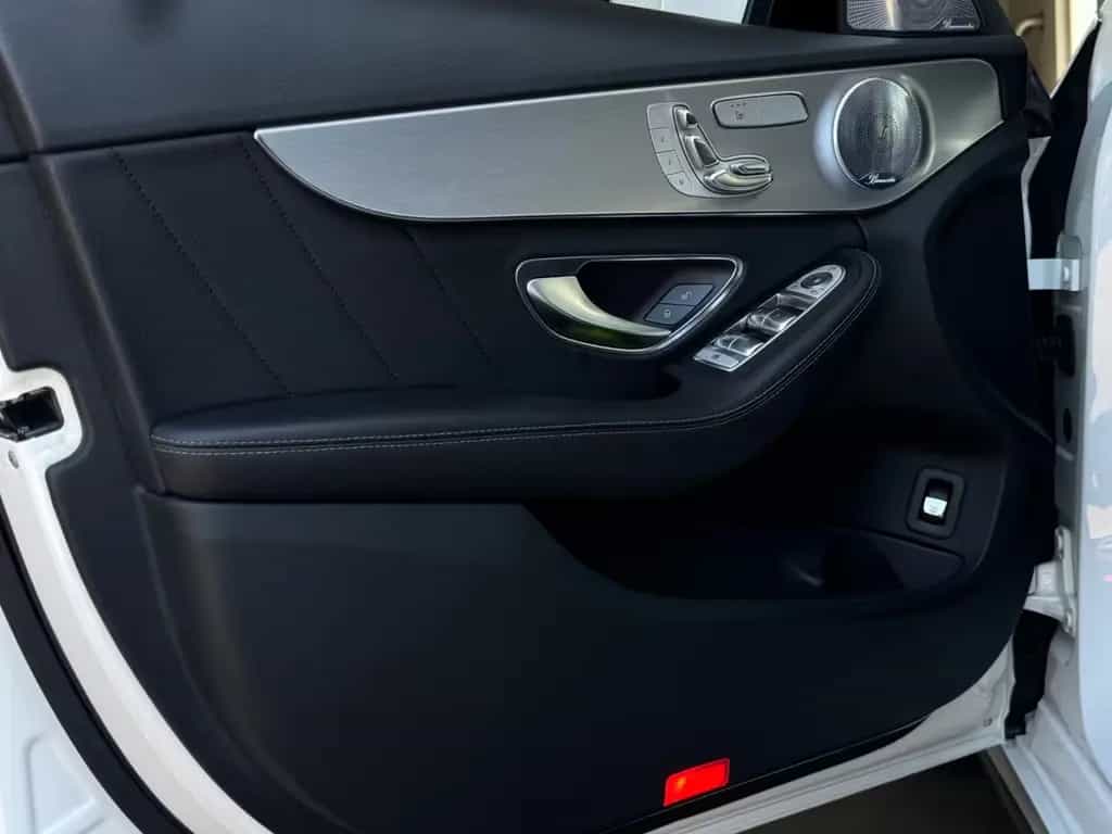 Mercedes-Benz C 300 Kombi AMG LINE*BLACK STYLE*PANO*BURMESTER* 10/2017-photo-41