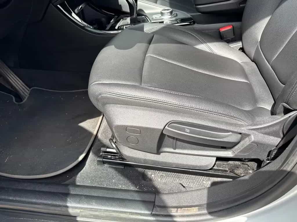BMW X2 sDrive16d Advantage 01/2020-photo-12
