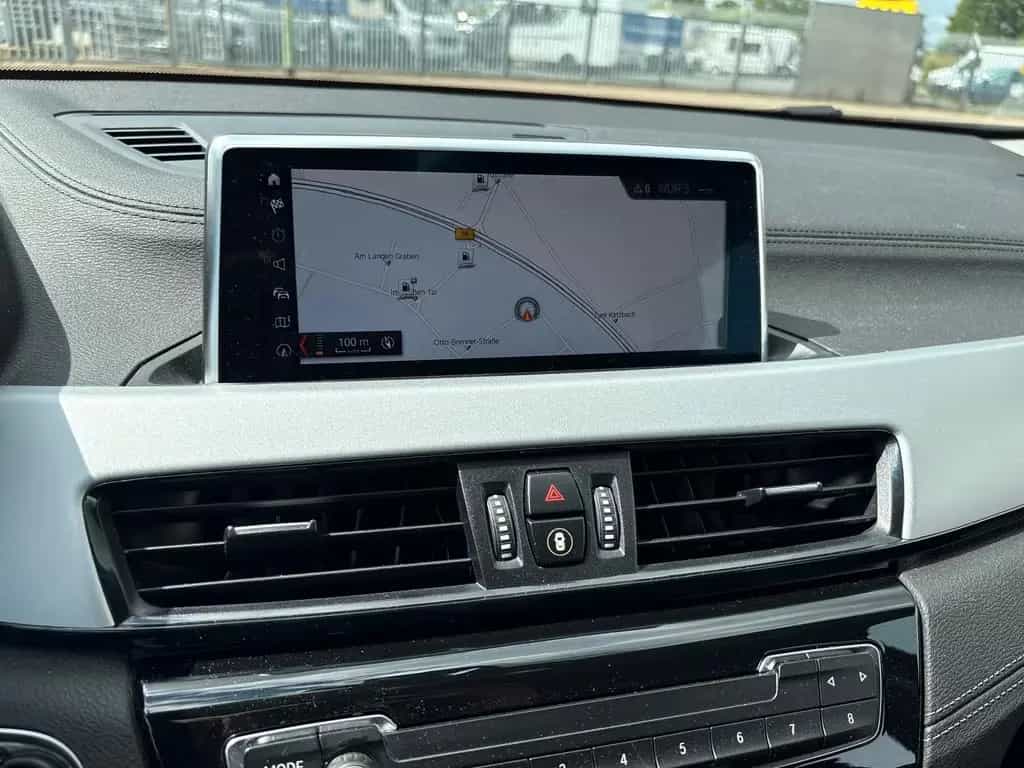 BMW X2 sDrive16d Advantage 01/2020-photo-14