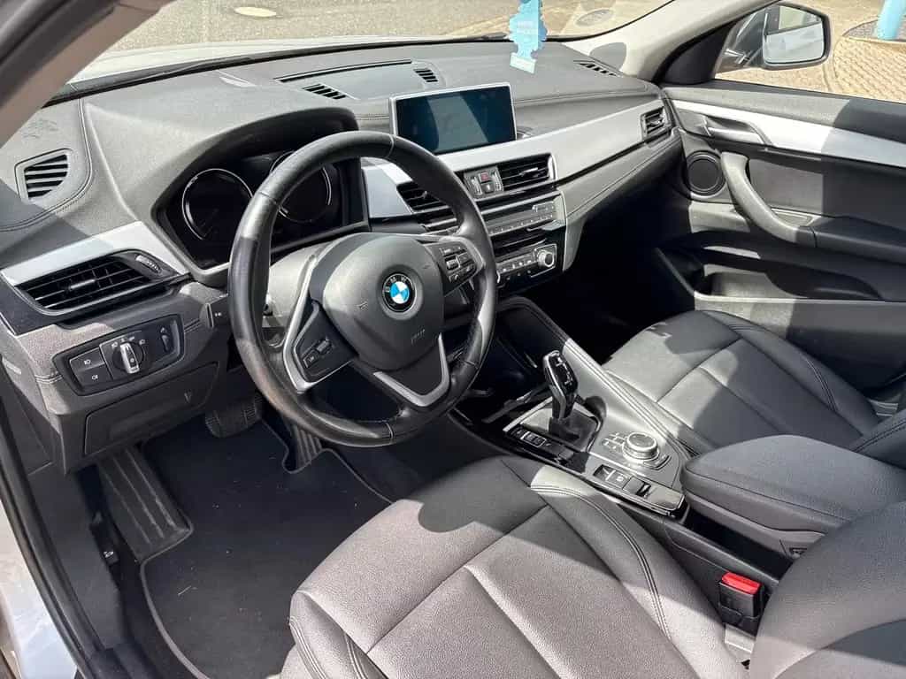 BMW X2 sDrive16d Advantage 01/2020-photo-9