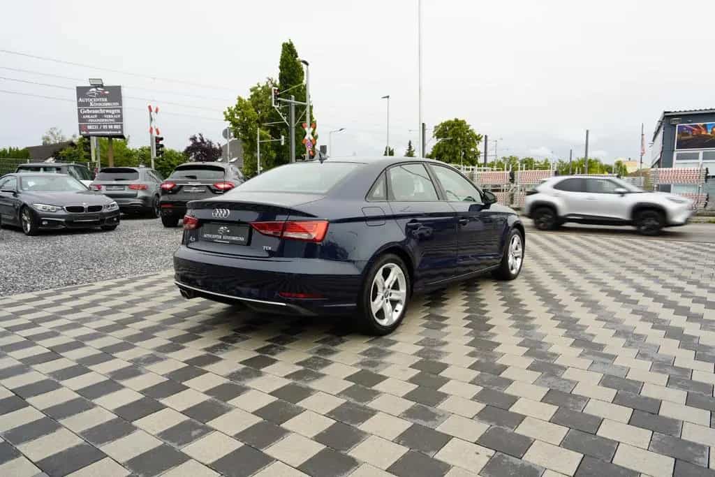 Audi A3 Limo 2.0TDI*Sport*Automatik*Navi*SHZ*Xenon* 02/2018-photo-47