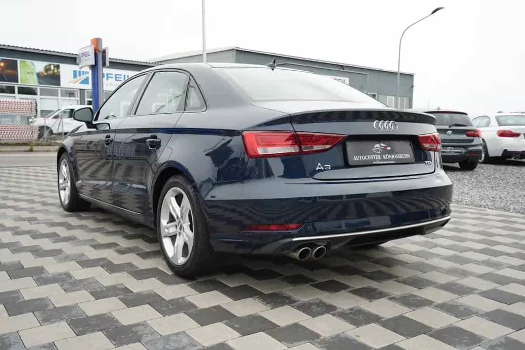 Audi A3 Limo 2.0TDI*Sport*Automatik*Navi*SHZ*Xenon* 02/2018-photo-6