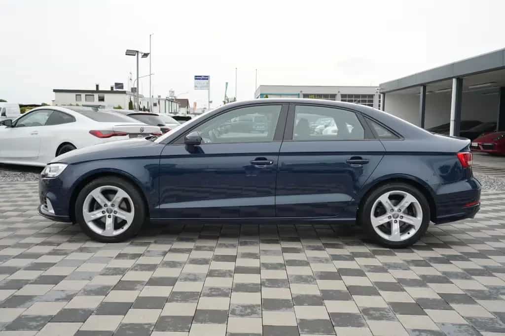 Audi A3 Limo 2.0TDI*Sport*Automatik*Navi*SHZ*Xenon* 02/2018-photo-7