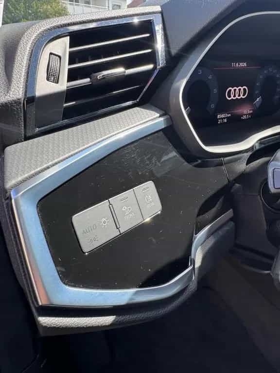 Audi Q3 35 TDI S Line 01/2020-photo-11