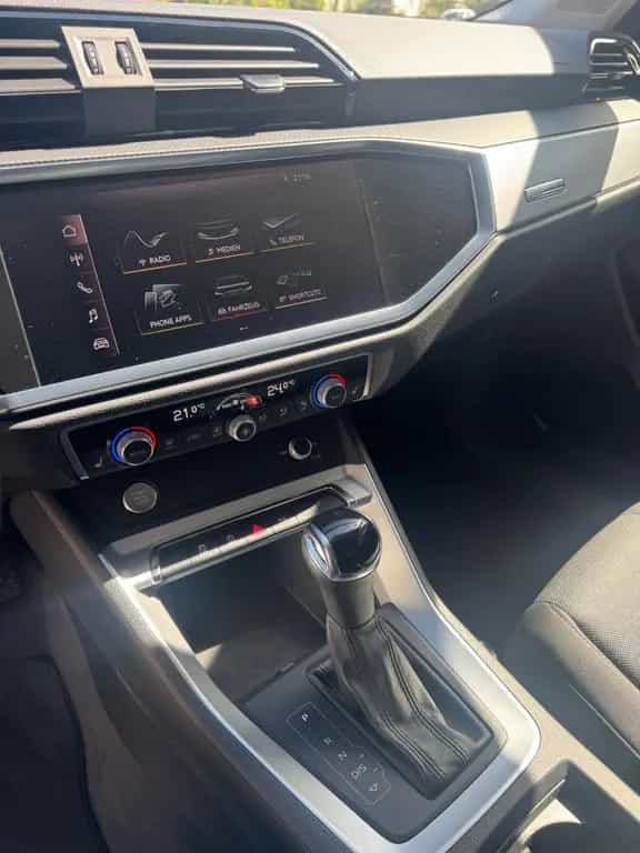 Audi Q3 35 TDI S Line 01/2020-photo-13