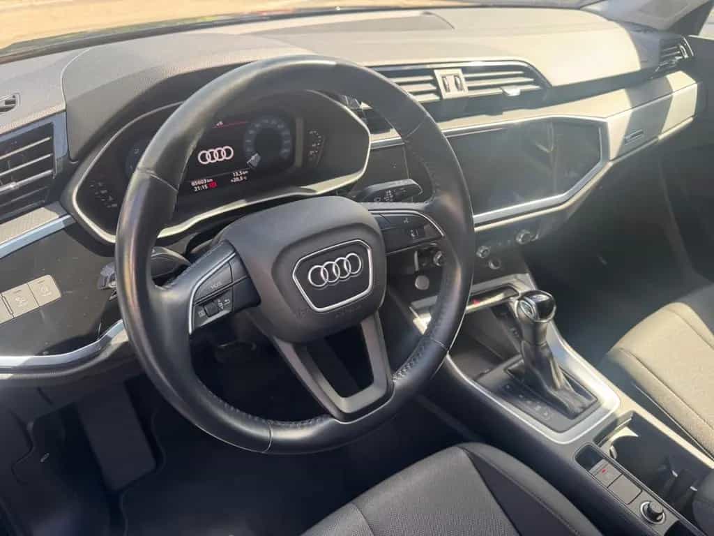 Audi Q3 35 TDI S Line 01/2020-photo-9