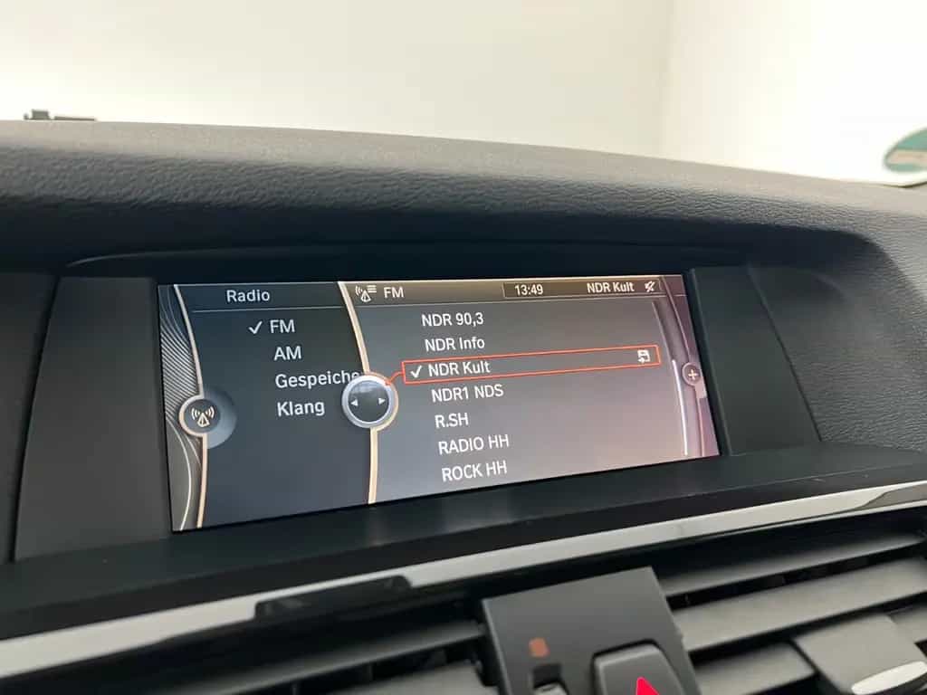 BMW X3 xDrive 35 d / 313 PS / NUR 81.tKM / 4x4 / 2.H 12/2012-photo-30