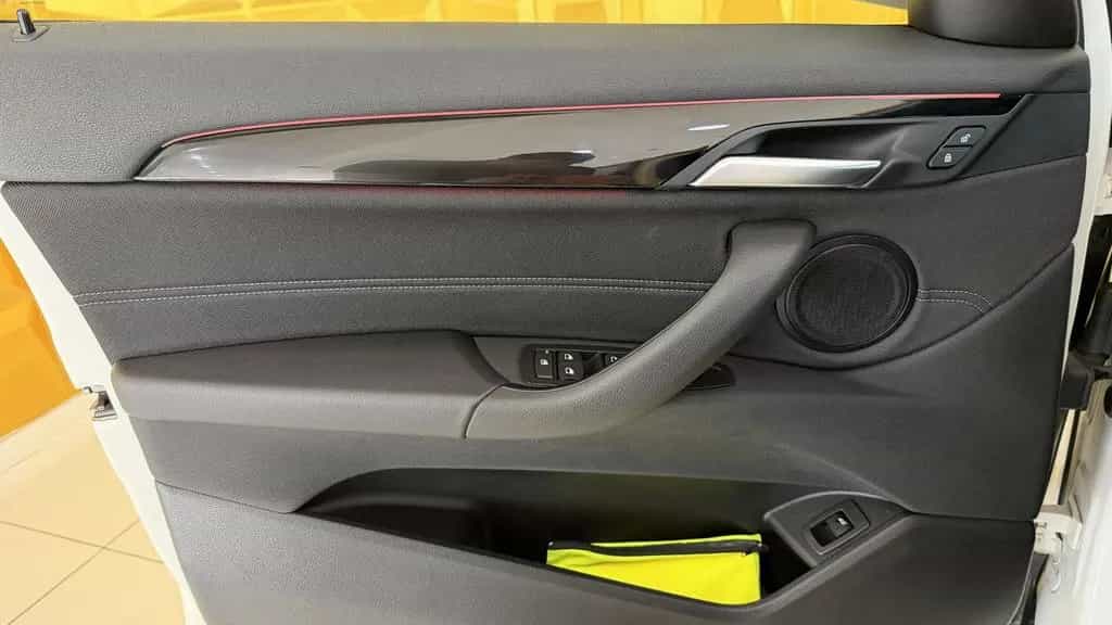 BMW X2 sDrive 18 i Advantage Plus *ACC*SHZ*AHK*NAVI* 08/2020-photo-13
