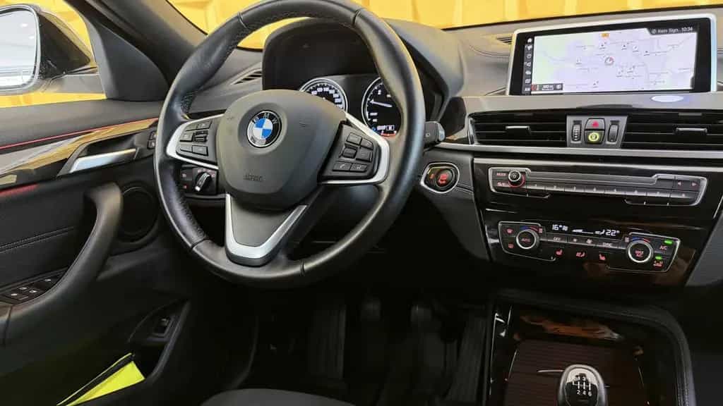 BMW X2 sDrive 18 i Advantage Plus *ACC*SHZ*AHK*NAVI* 08/2020-photo-18