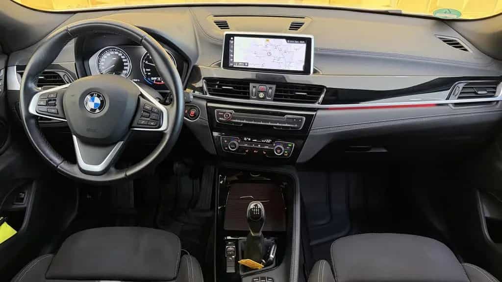 BMW X2 sDrive 18 i Advantage Plus *ACC*SHZ*AHK*NAVI* 08/2020-photo-19