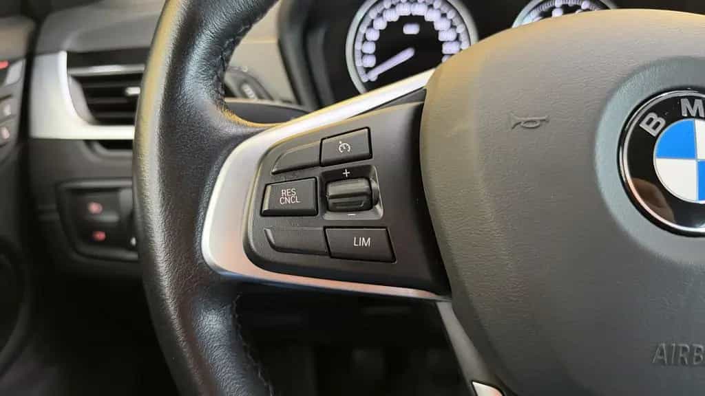 BMW X2 sDrive 18 i Advantage Plus *ACC*SHZ*AHK*NAVI* 08/2020-photo-29