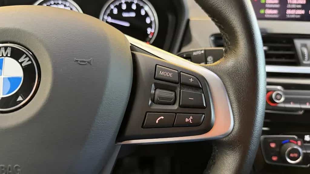 BMW X2 sDrive 18 i Advantage Plus *ACC*SHZ*AHK*NAVI* 08/2020-photo-30