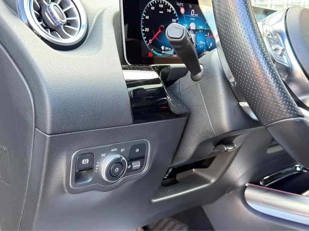 Mercedes-Benz B 180 AMG NAVI|TEMPOMAT|PANO|AHK|ALCANTARA|LED 02/2019-photo-6