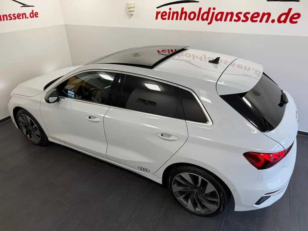 Audi A3 35 TDI ed. one ACC HUD S line Matrix Pano B&O 10/2020-photo-8