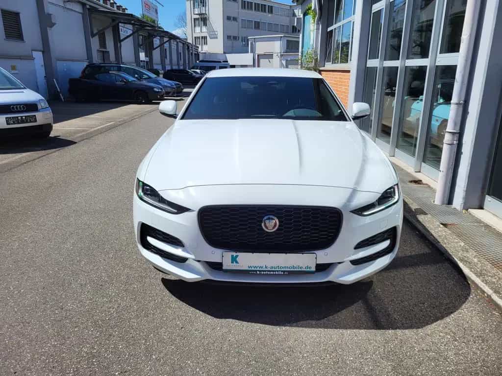 Jaguar XE D 200 SE AWD *Black Pack*1.Hand* 02/2023-photo-2
