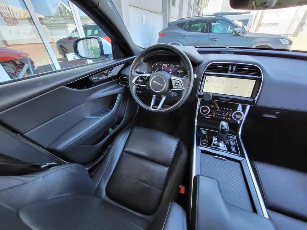 Jaguar XE D 200 SE AWD *Black Pack*1.Hand* 02/2023-photo-21