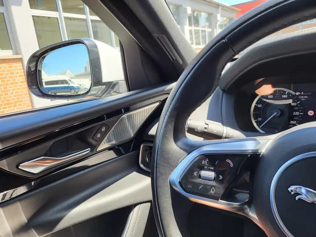 Jaguar XE D 200 SE AWD *Black Pack*1.Hand* 02/2023-photo-25