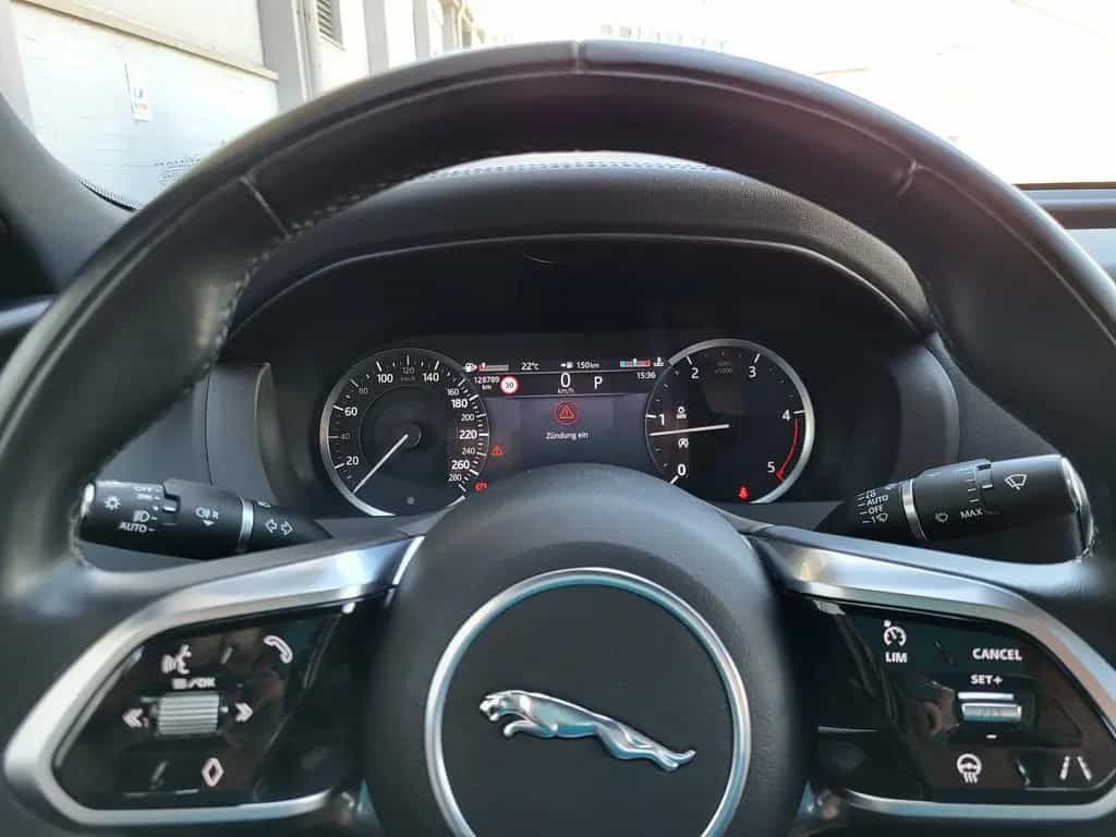 Jaguar XE D 200 SE AWD *Black Pack*1.Hand* 02/2023-photo-29