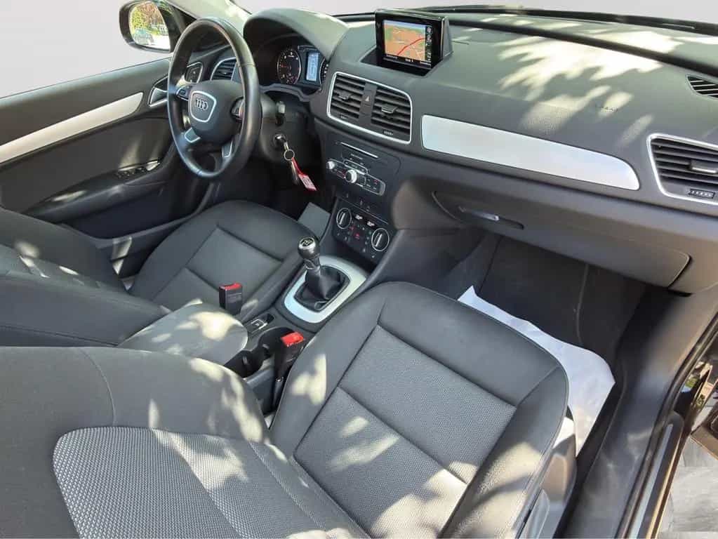 Audi Q3 2.0 TDI S- Line LED|NAVI|TEMPOMAT|SITZHEIZUNG 08/2017-photo-18