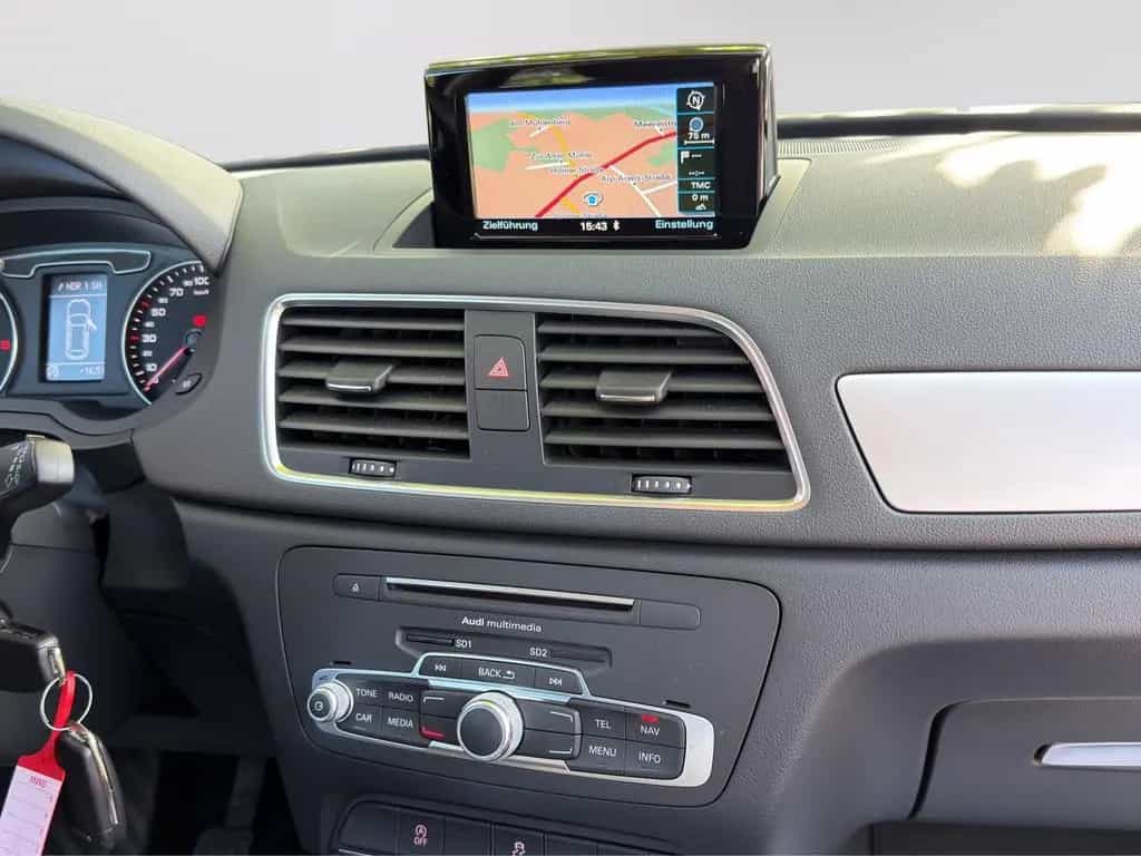 Audi Q3 2.0 TDI S- Line LED|NAVI|TEMPOMAT|SITZHEIZUNG 08/2017-photo-20