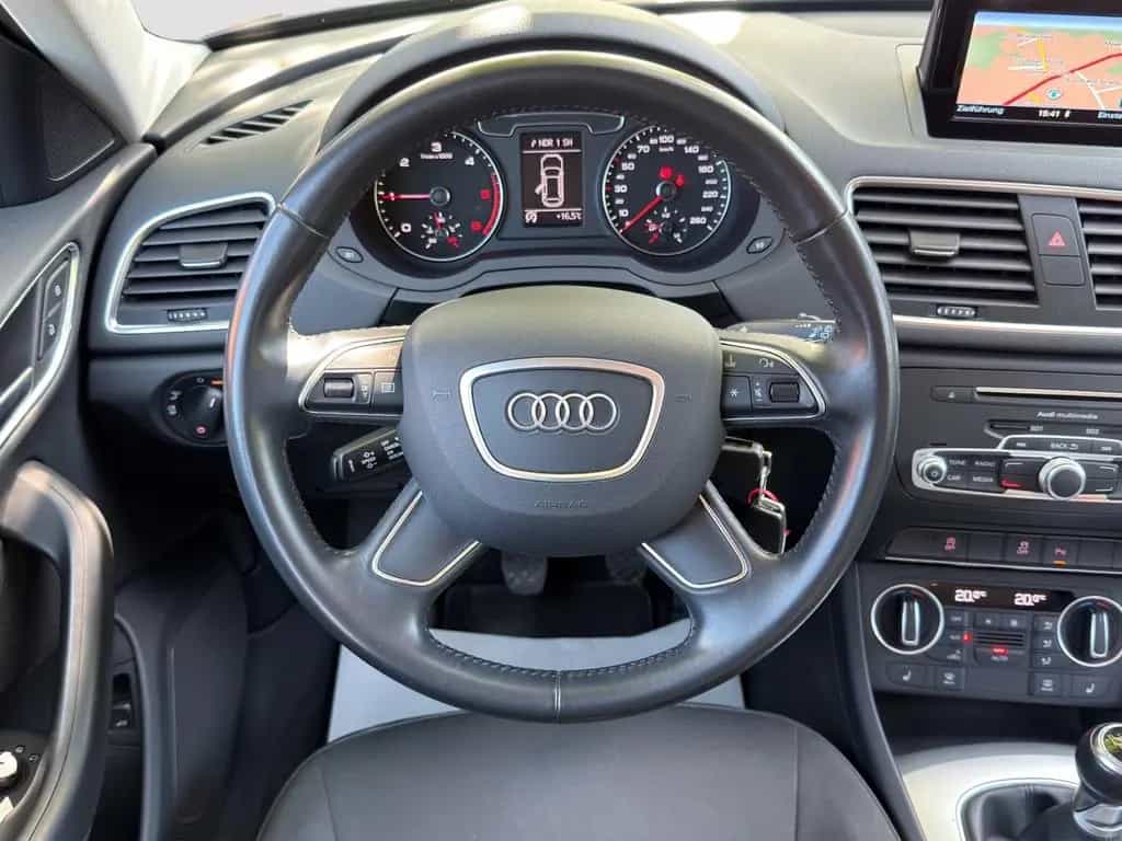 Audi Q3 2.0 TDI S- Line LED|NAVI|TEMPOMAT|SITZHEIZUNG 08/2017-photo-8
