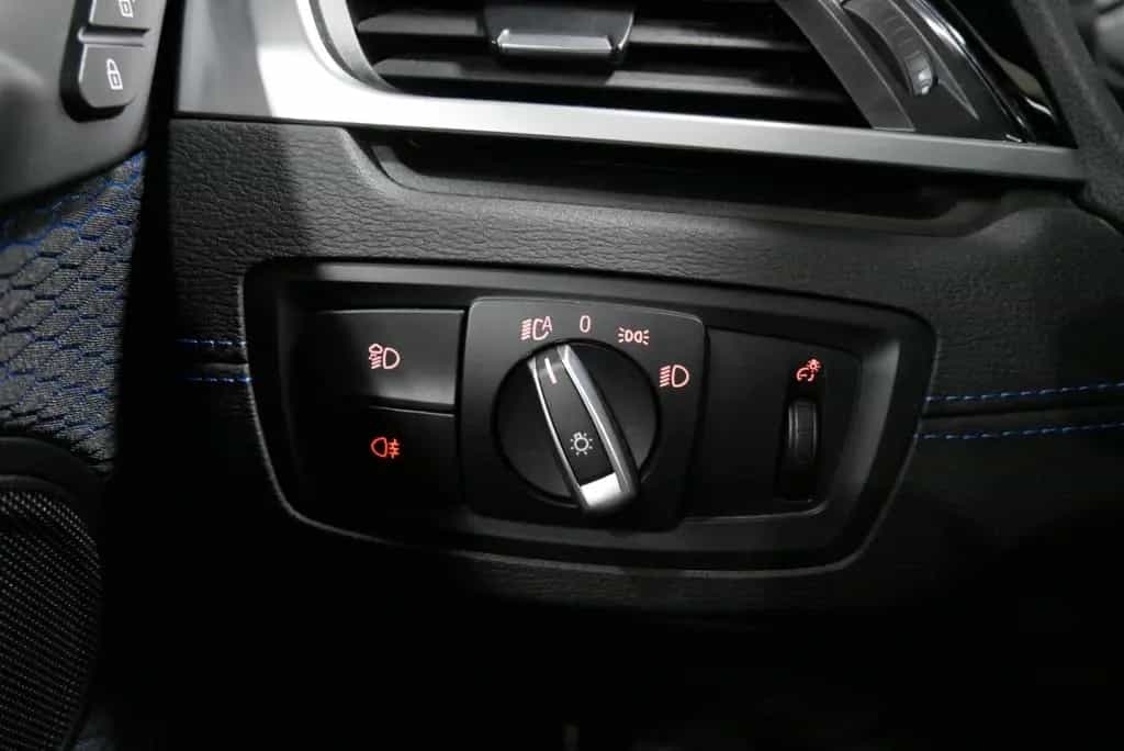 BMW X2 xDrive M35i PANO HuD Navi+ DAB LED 05/2021-photo-26