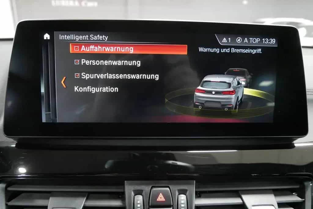 BMW X2 xDrive M35i PANO HuD Navi+ DAB LED 05/2021-photo-29